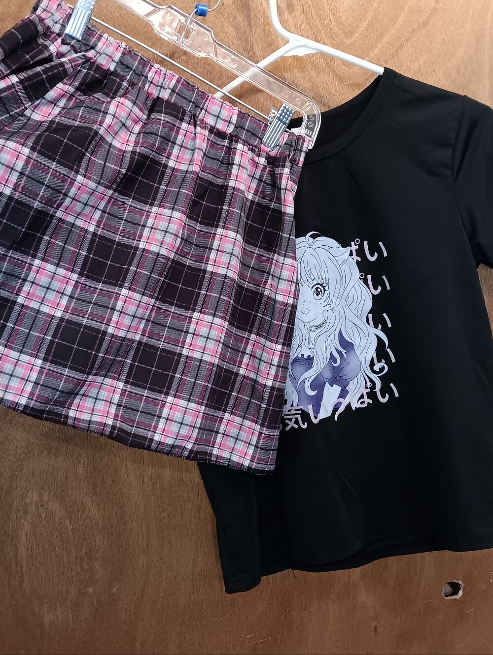Girls Anime Plaid Skirt And Black Grafic Top